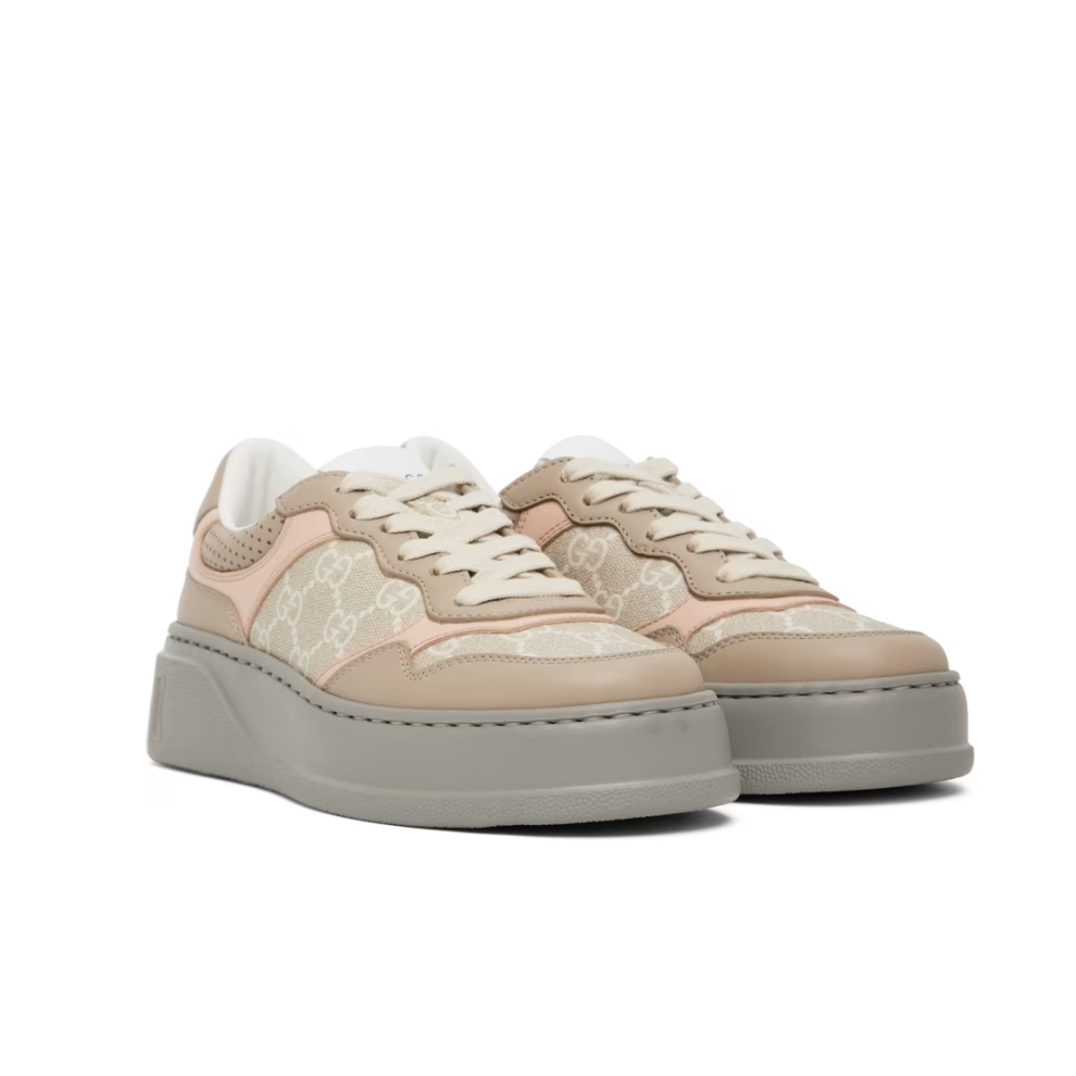 GUCCI Taupe GG Sneakers