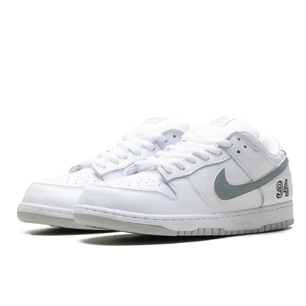 Nike SB Dunk Low "Supreme - White"