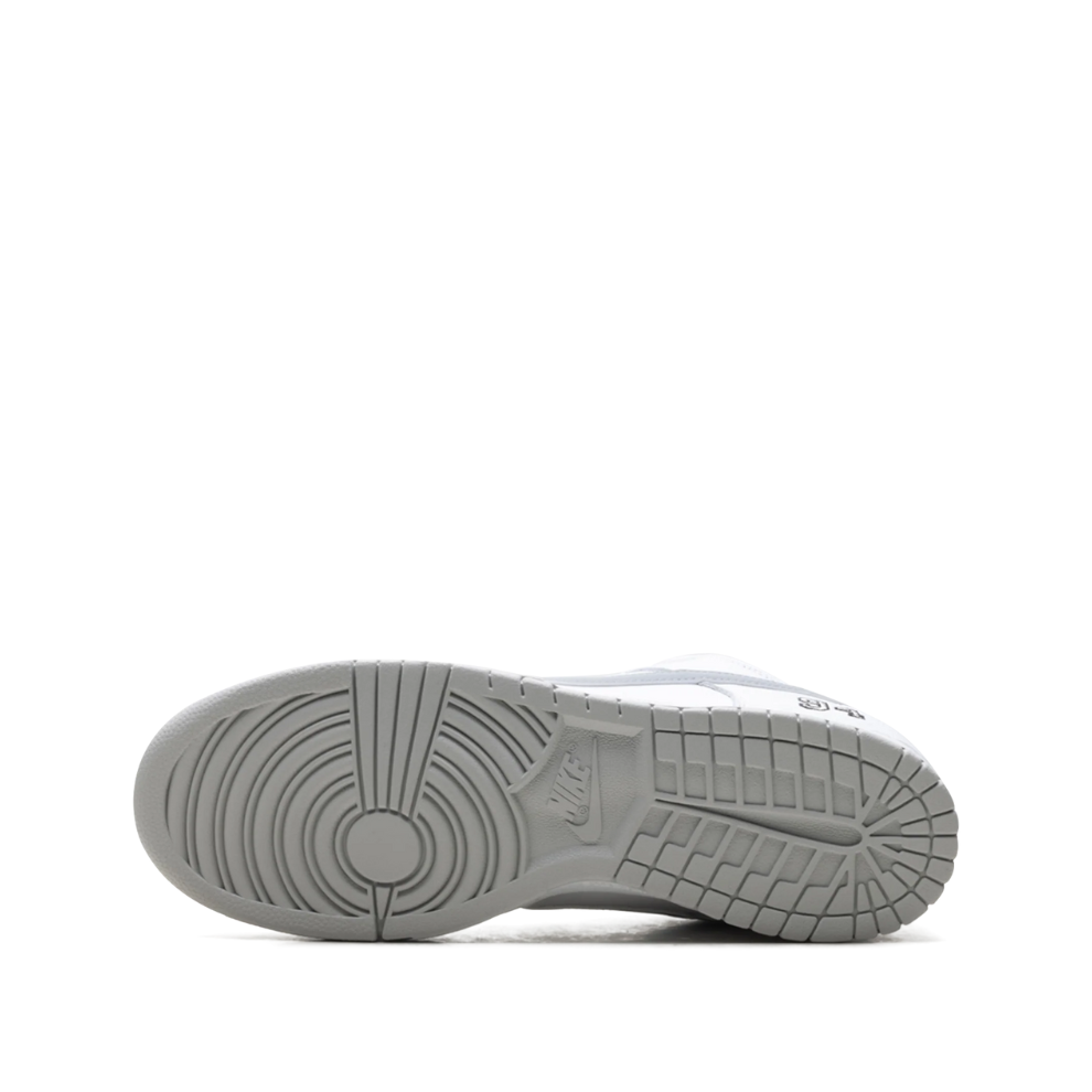 Nike SB Dunk Low "Supreme - White"