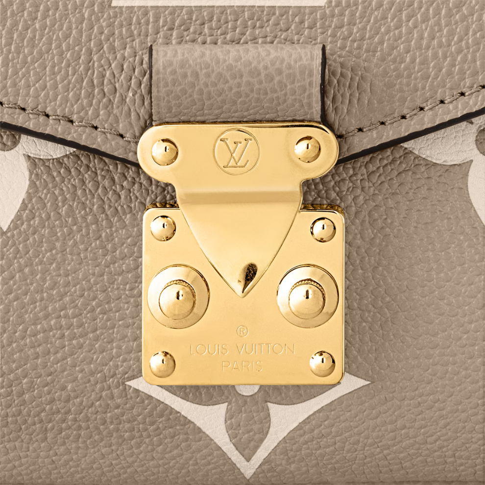 Louis Vuitton Pochette Métis East West