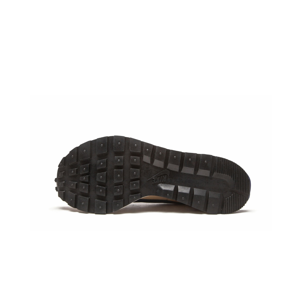 NIKE VAPORWAFFLE "Sacai - Tan Navy" - Digital-Shoppers