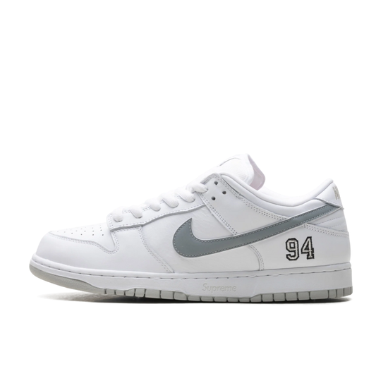 Nike SB Dunk Low "Supreme - White"